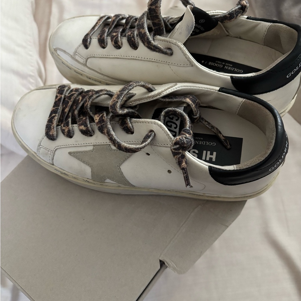Golden Goose Cream and Black Men's Sneakers